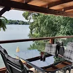 Hotel Zátoka Senec