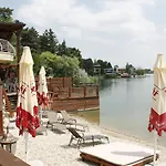 Zátoka Hotel 3*