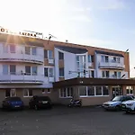 Zátoka Szálloda Szenc