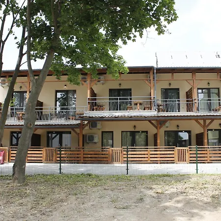Hotel Zátoka 3*