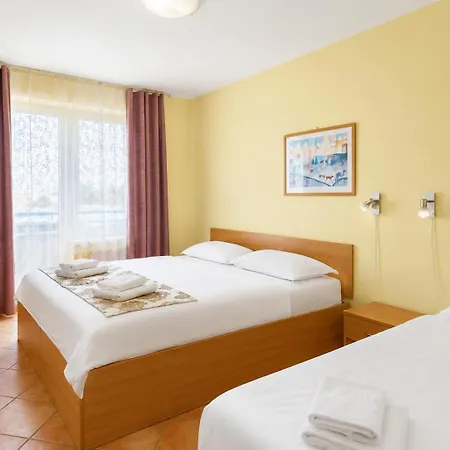 Hotel Zatoka Senec